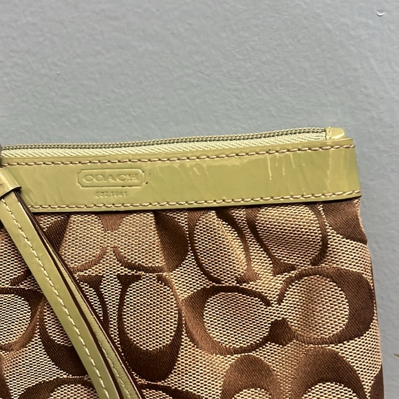 Coach signature brown, green leather trim wristlet - Picture 5 of 15
